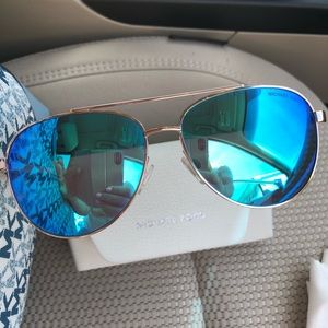 Michal Kors sunglasses 🕶